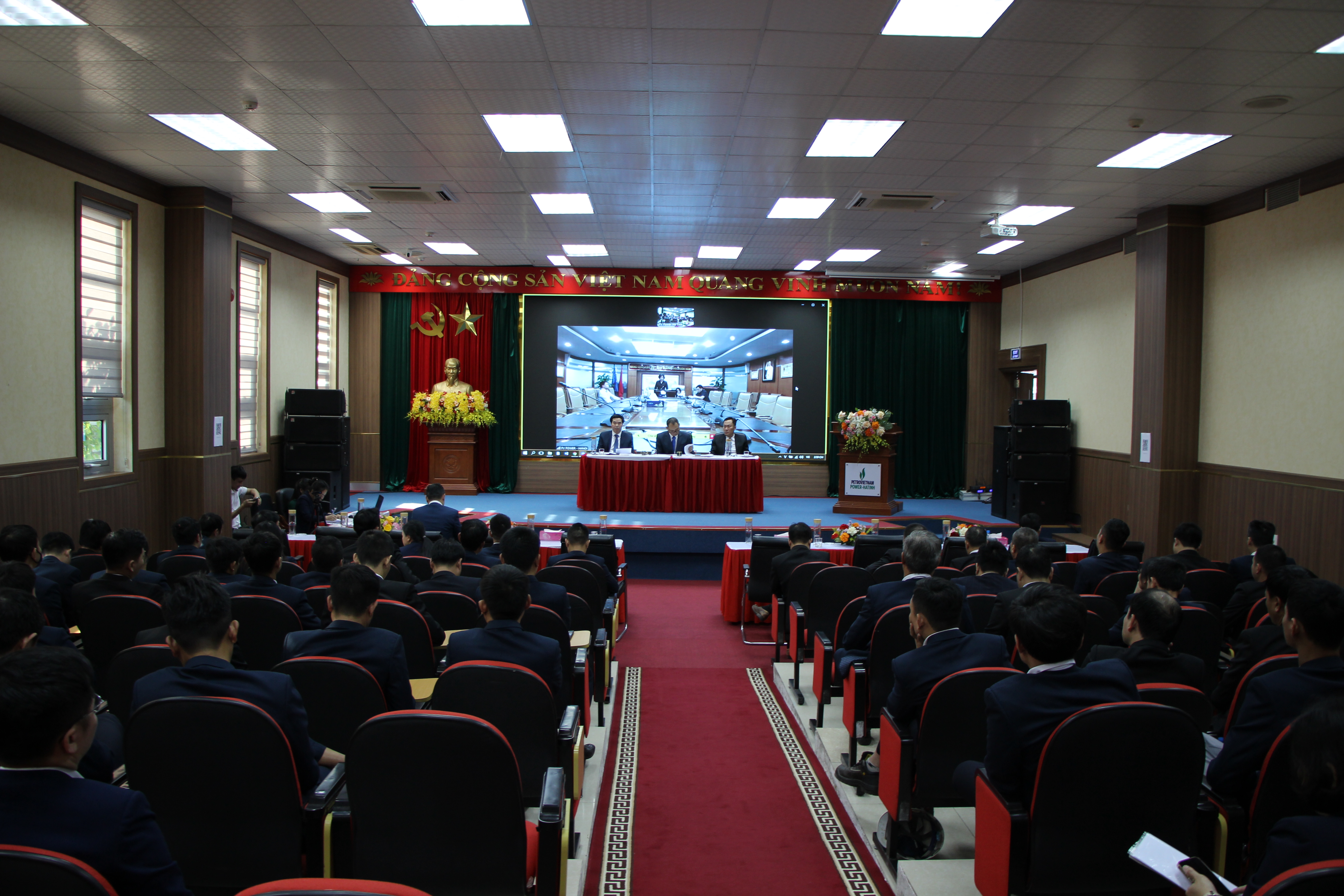 CÔNG TY ĐIỆN LỰC DẦU KHÍ HÀ TĨNH TỔ CHỨC HỘI NGHỊ TỔNG KẾT NĂM 2025, HỘI NGHỊ NGƯỜI LAO ĐỘNG NĂM 2026